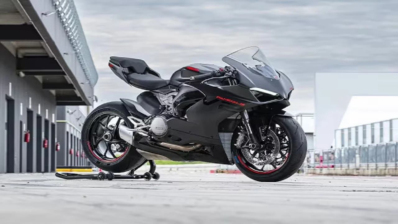 Ducati Panigale V2